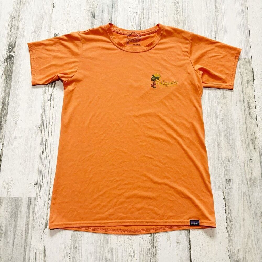 Patagonia Regenerative Organic Certified Cotton Graphic T-Shirt Size XS - Picture 2 of 4